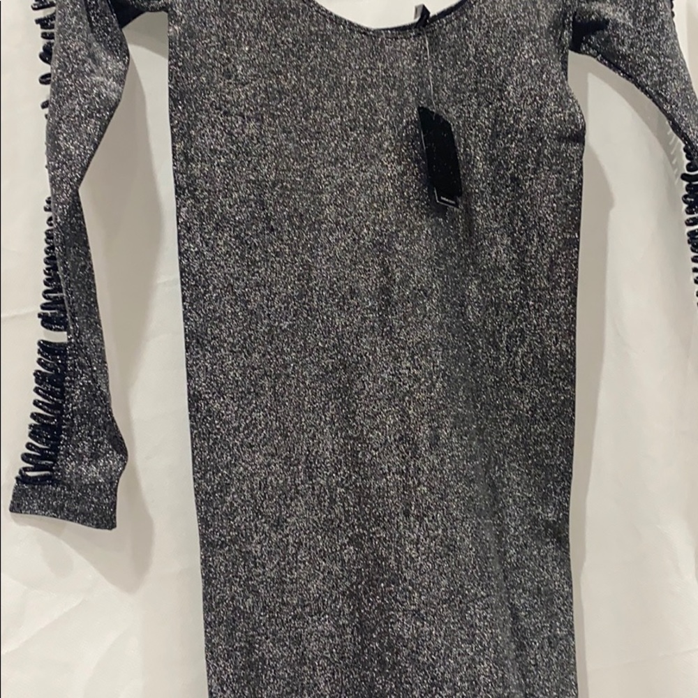 Dress - Picture 4 of 5